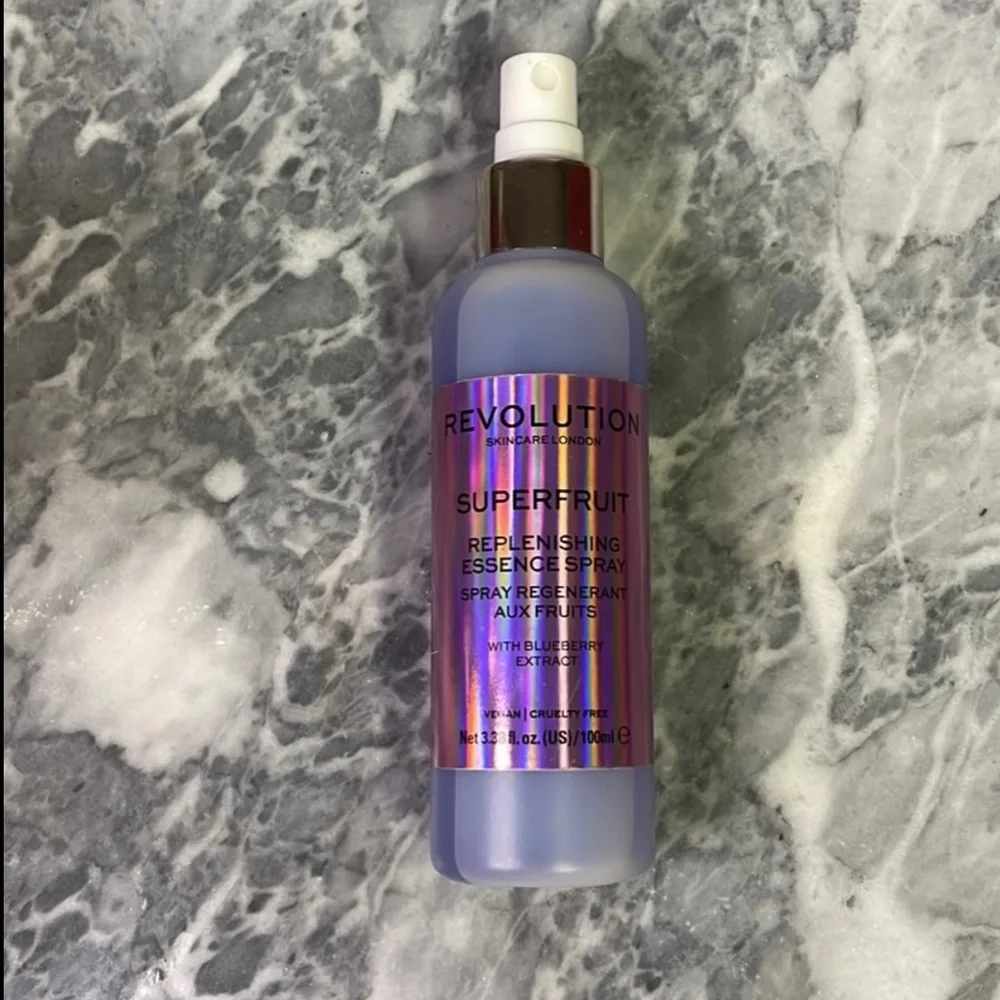 Revolution Superfruit‎ Replenishing Spray